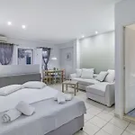 Appartement Elaia 5 *