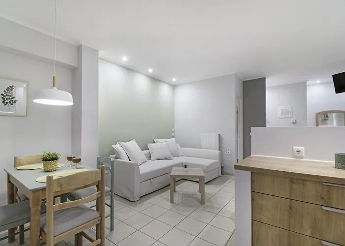 Διαμέρισμα Elaia 5 *