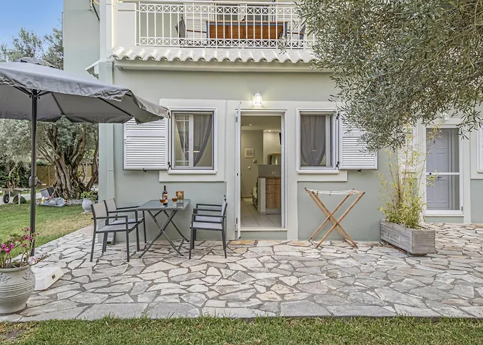 Διαμέρισμα Elaia 5 *